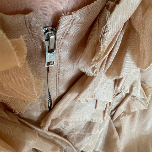 Women’s J.Crew Silk Cotton Blend Ruffle Zip Collar Light Salmon Tank Top Size 8 - Picture 11 of 11